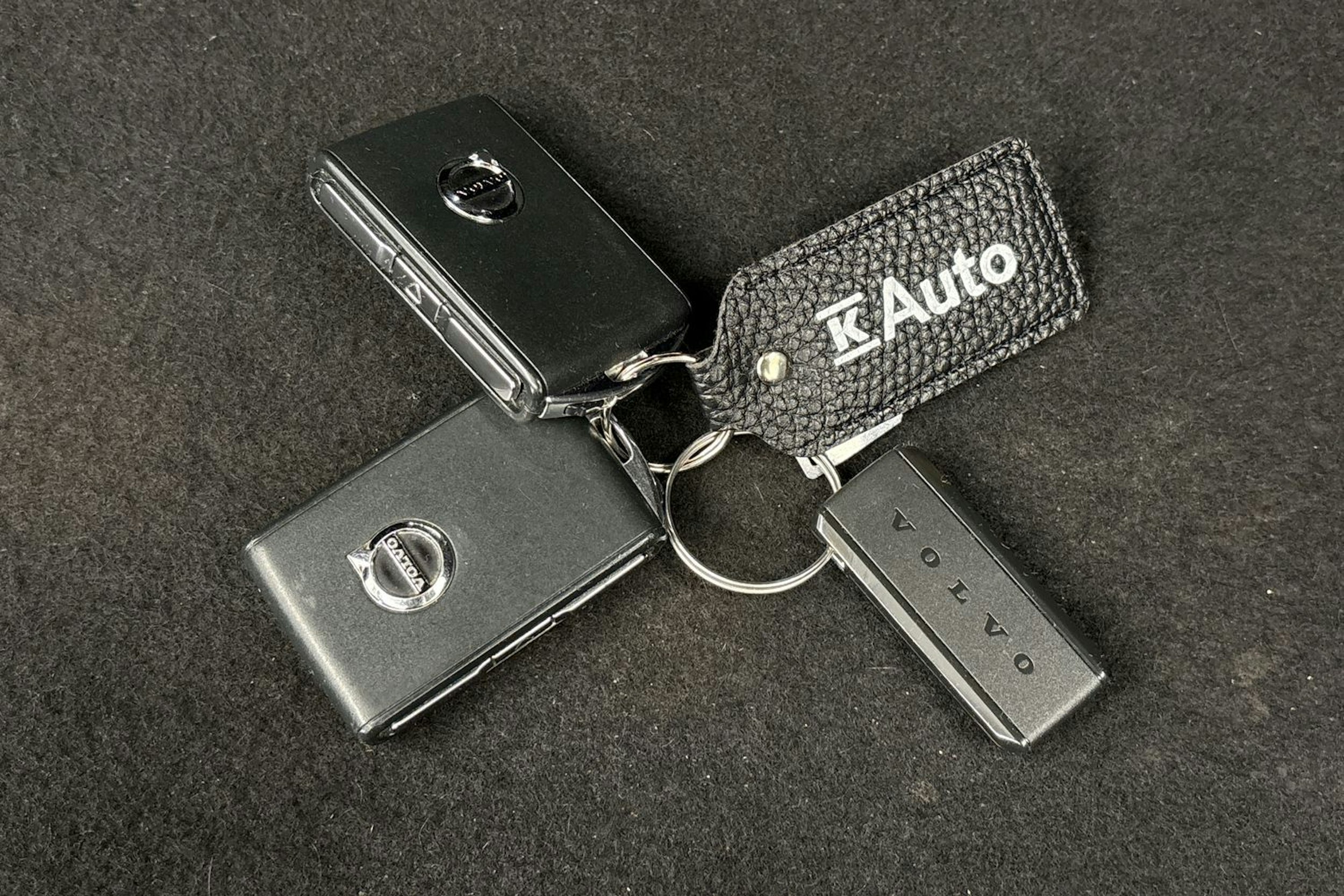 harmaa Volvo S90 2019 kuva 27.