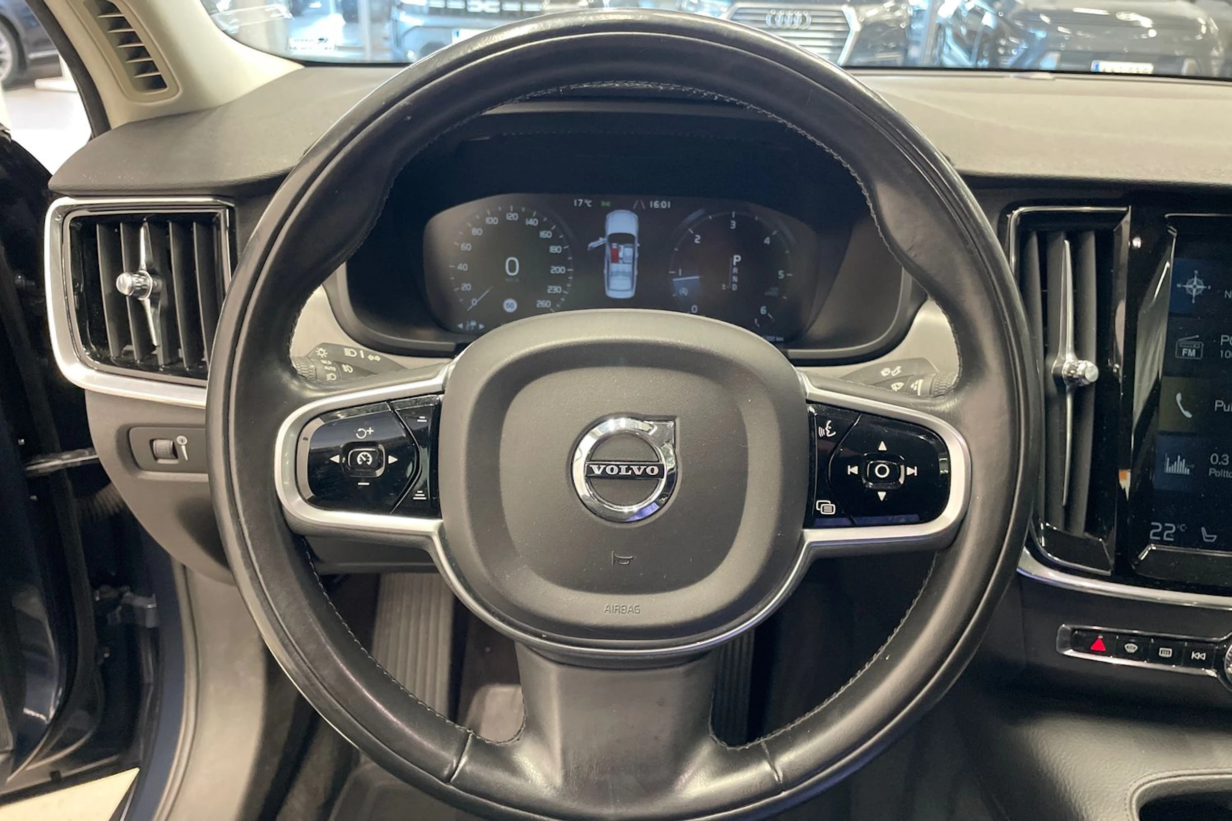 Sininen Volvo S90 2019 kuva 15.