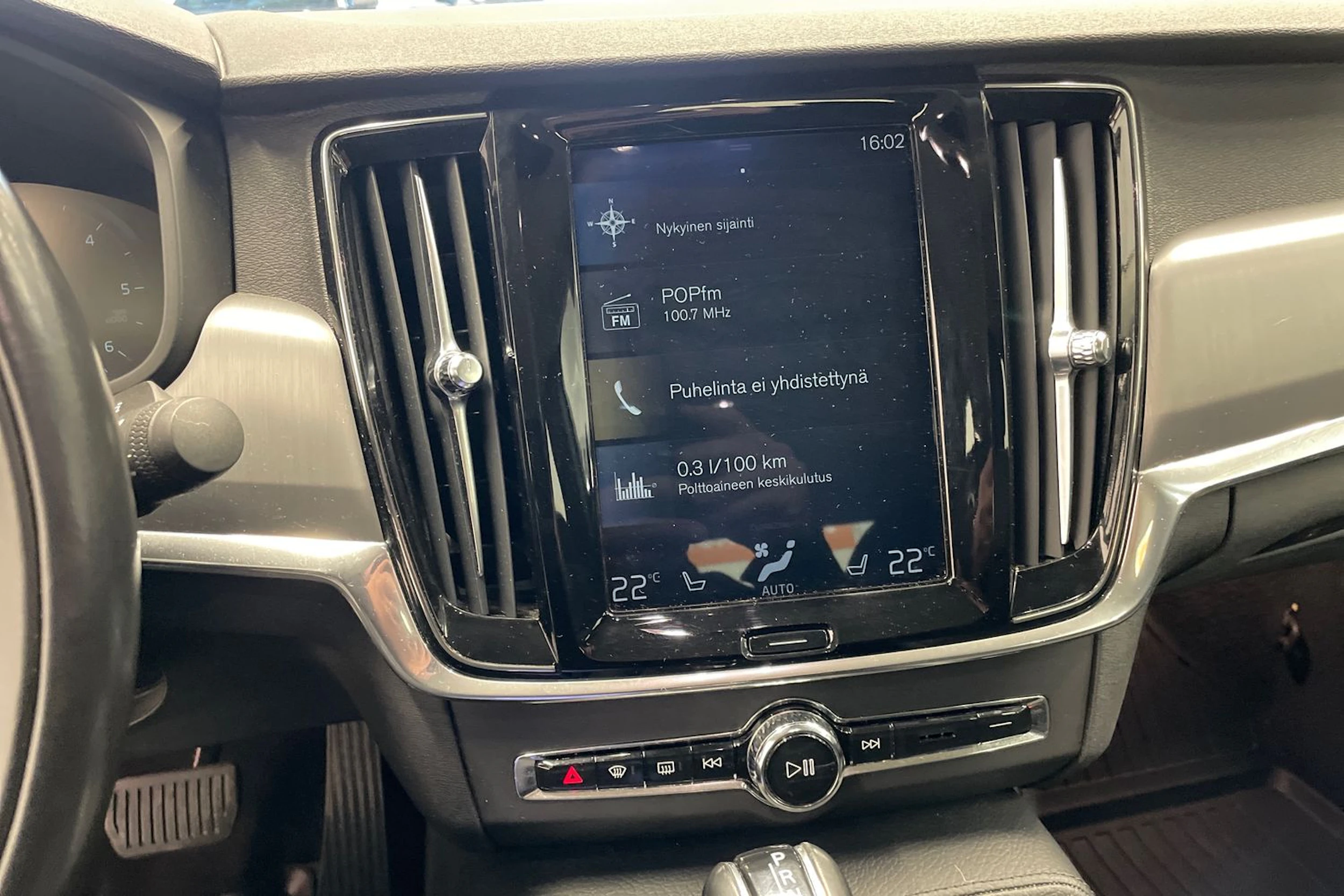Sininen Volvo S90 2019 kuva 18.