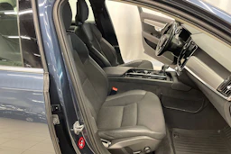 Sininen Volvo S90 2019 kuva 24.