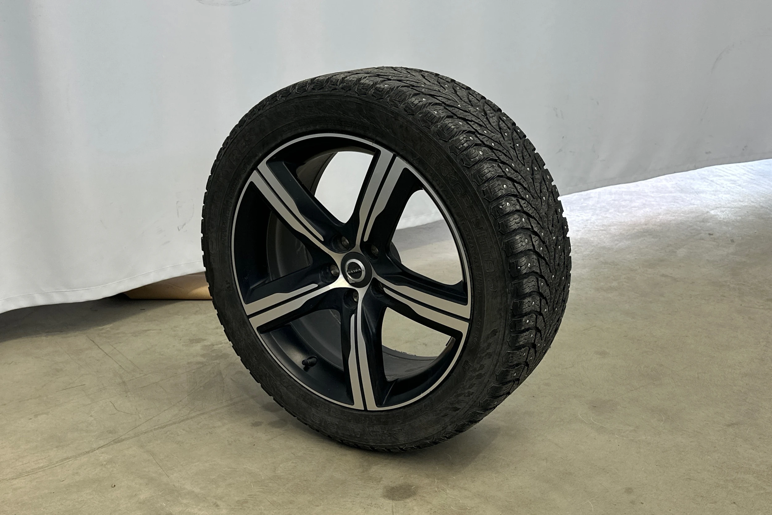 musta Volvo S90 2019 kuva 15.