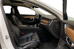 valkoinen Volvo S90 2019 kuva 10.