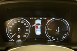 valkoinen Volvo S90 2019 kuva 19.