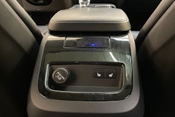 valkoinen Volvo S90 2019 kuva 31.