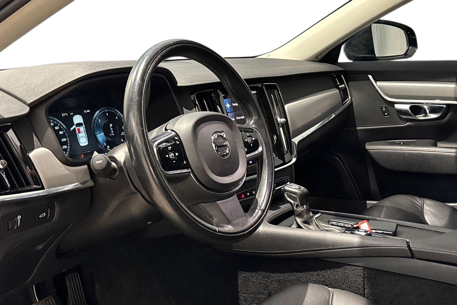 Volvo S90 D3 Momentum Edition aut 2020, kuva 6/26