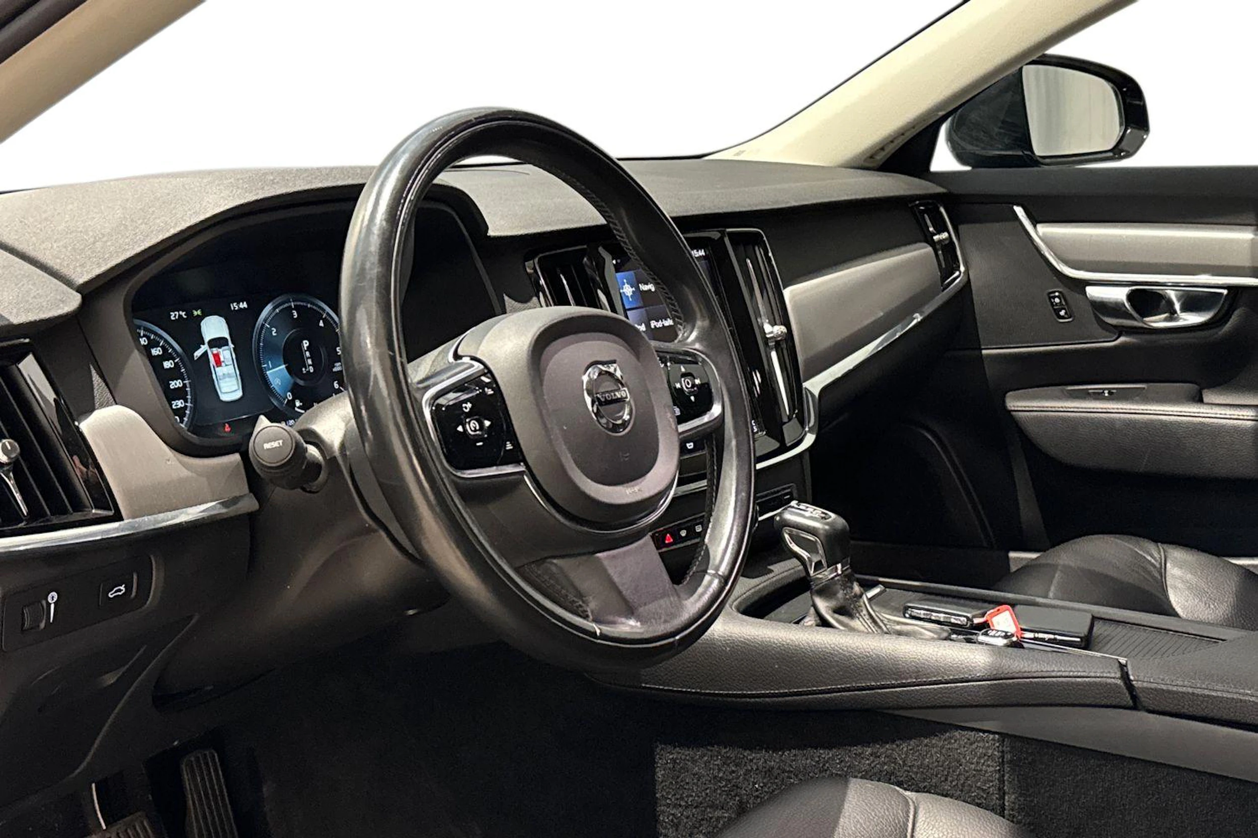musta Volvo S90 2020 kuva 8.