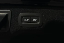 musta Volvo S90 2020 kuva 16.