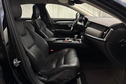 musta Volvo S90 2020 kuva 17.