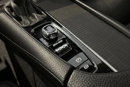 musta Volvo S90 2020 kuva 25.