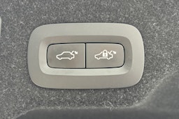 musta Volvo S90 2020 kuva 16.