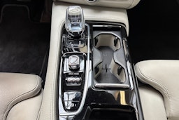 musta Volvo S90 2020 kuva 26.