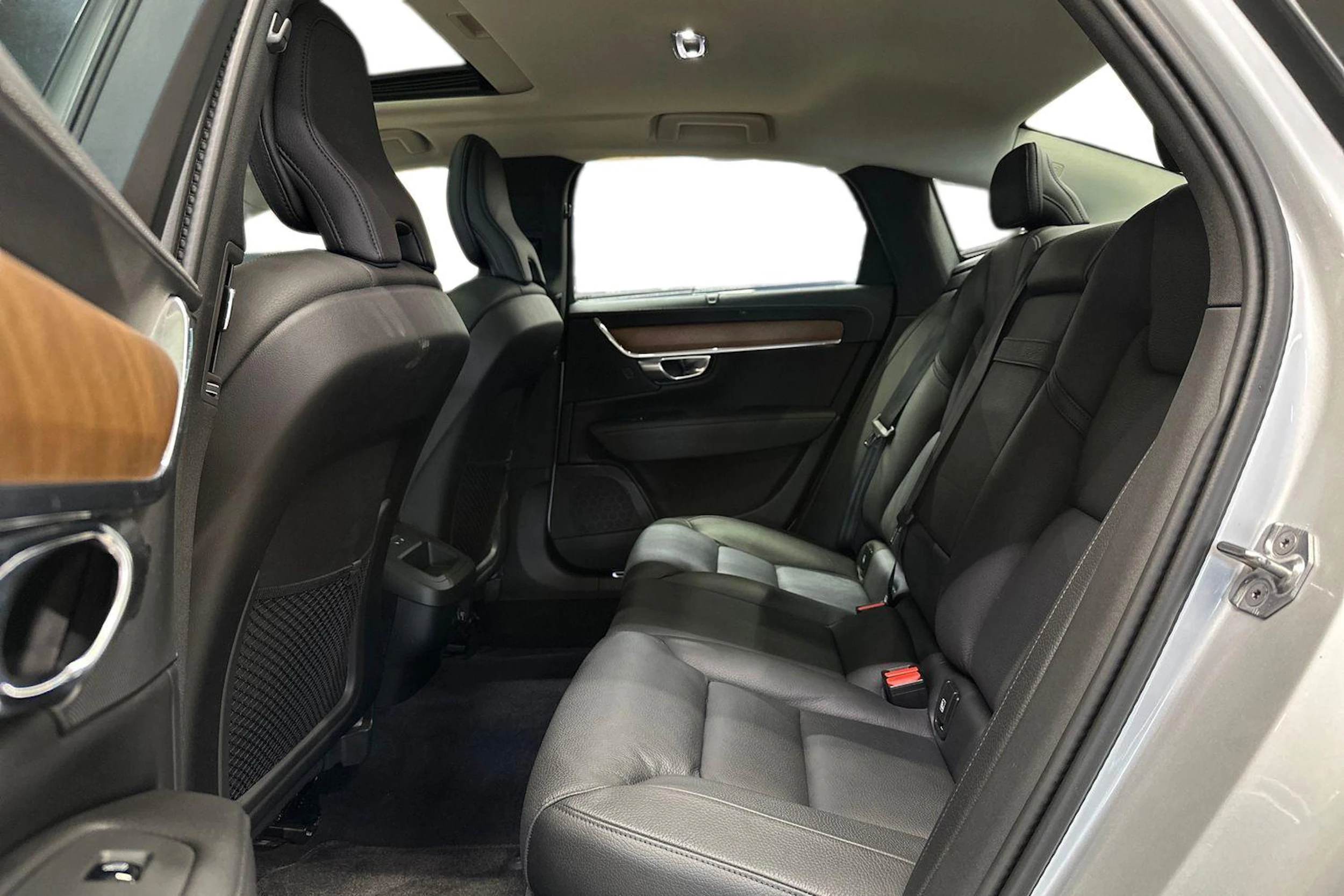 harmaa Volvo S90 2020 kuva 8.