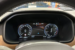 harmaa Volvo S90 2020 kuva 23.