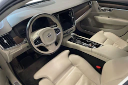 valkoinen Volvo S90 2021 kuva 3.