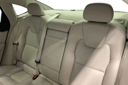 valkoinen Volvo S90 2021 kuva 8.