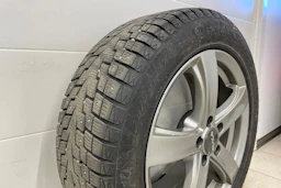 valkoinen Volvo S90 2021 kuva 24.