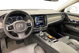 Valkoinen Volvo S90 2021 kuva 9.