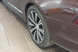 ruskea (beige) Volvo S90 2021 kuva 9.