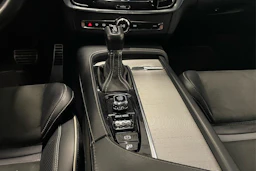 sininen Volvo S90 2022 kuva 31.