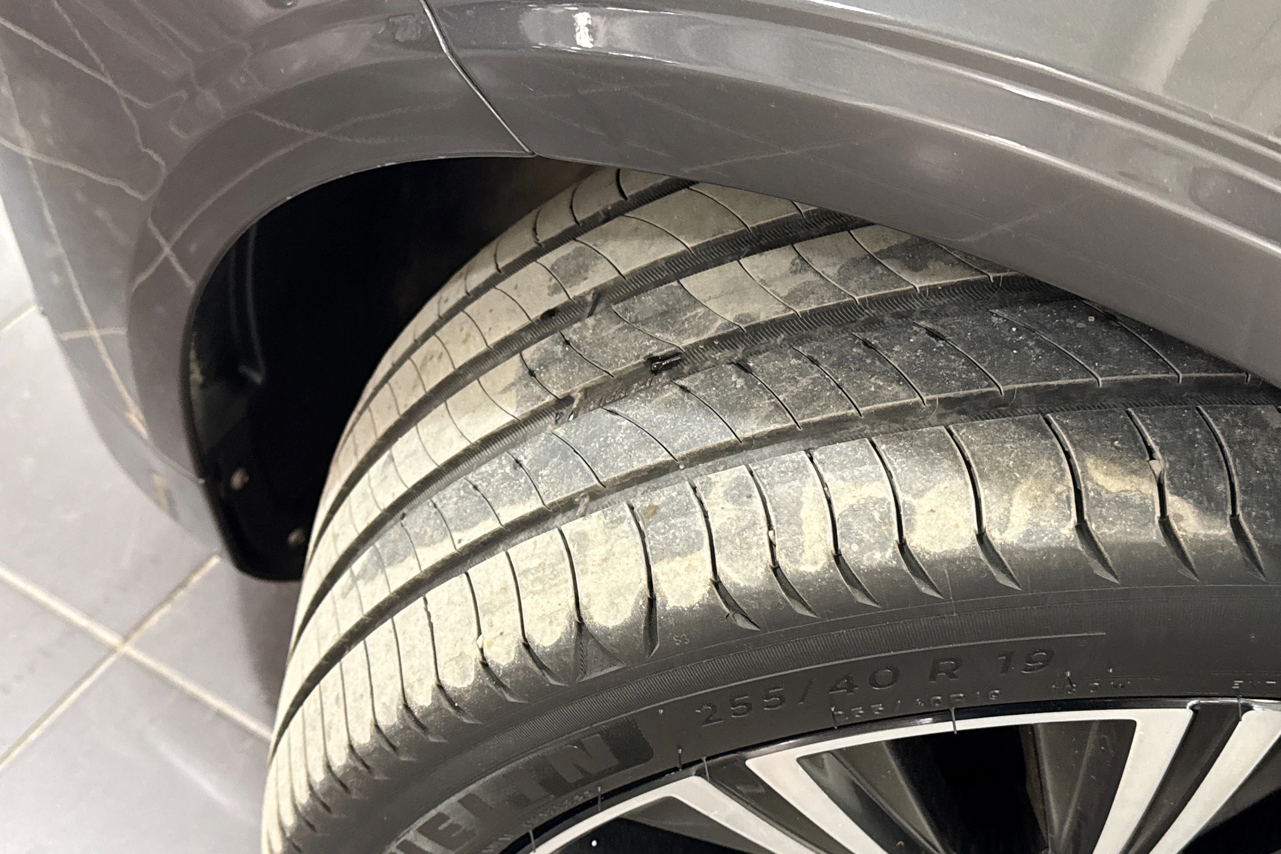 harmaa Volvo S90 2021 kuva 10.