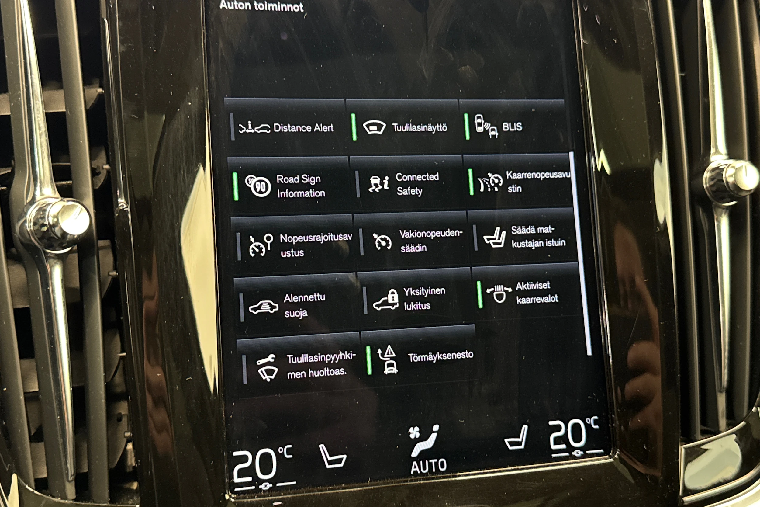 harmaa Volvo S90 2021 kuva 20.