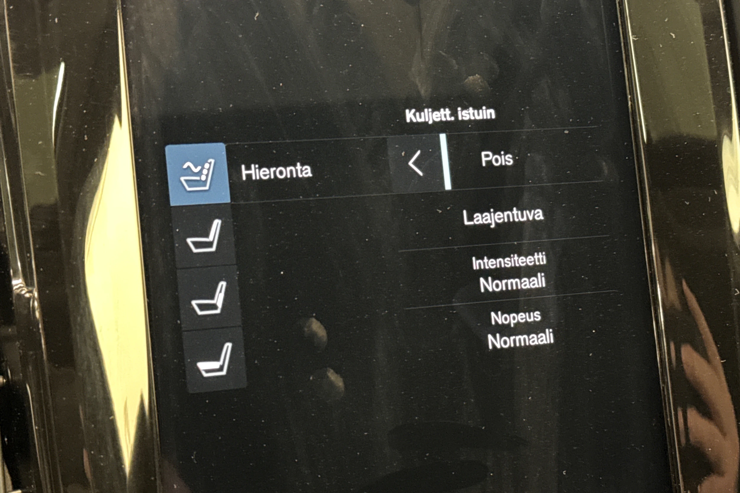 harmaa Volvo S90 2021 kuva 22.