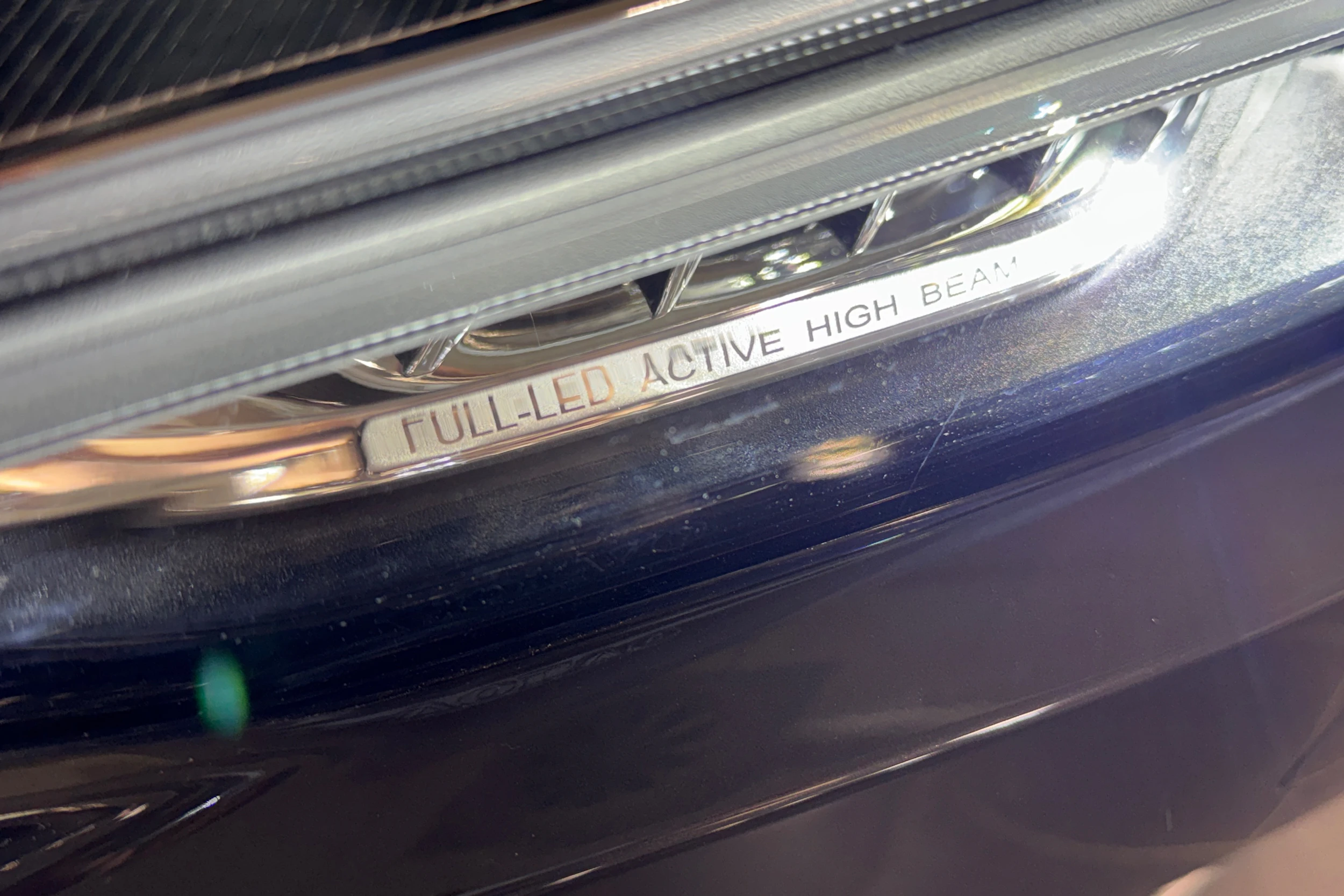 harmaa Volvo S90 2021 kuva 23.