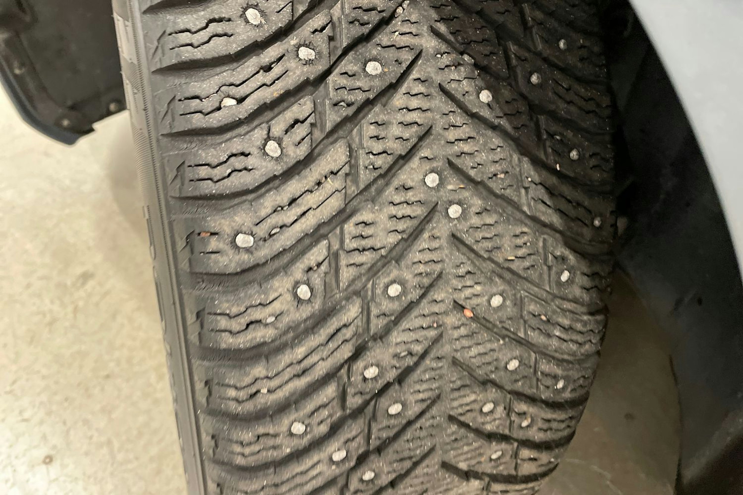 harmaa Volvo S90 2022 kuva 13.