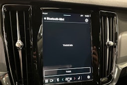 harmaa Volvo S90 2022 kuva 28.