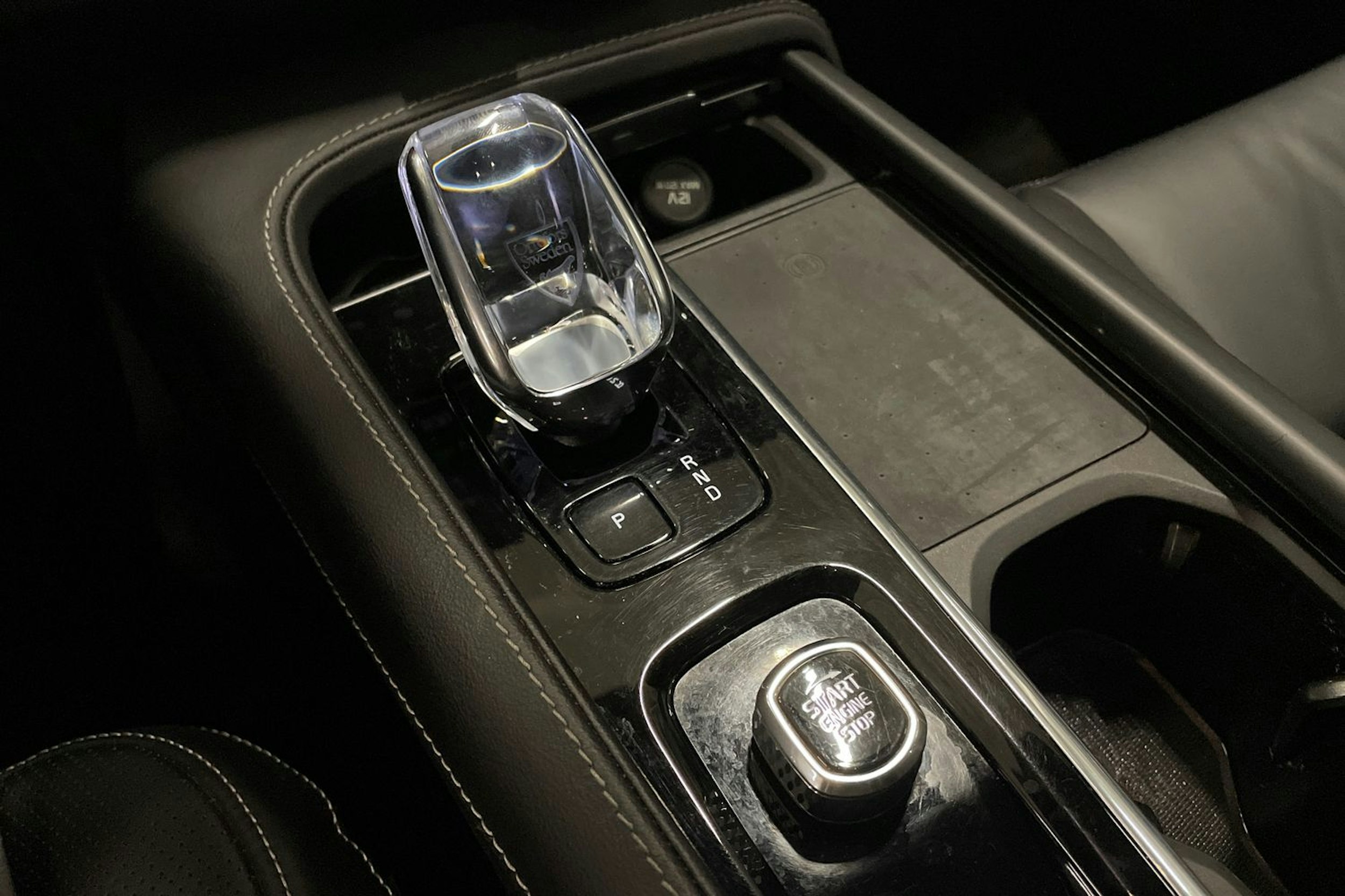 harmaa Volvo S90 2022 kuva 30.