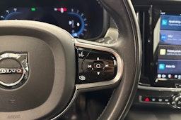 musta Volvo S90 2022 kuva 15.