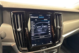 musta Volvo S90 2022 kuva 21.