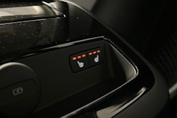 harmaa Volvo S90 2022 kuva 17.