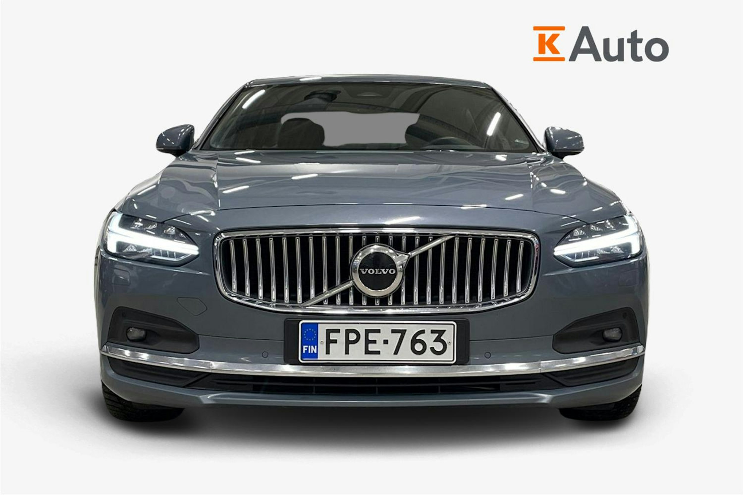 harmaa Volvo S90 2023 kuva 5.