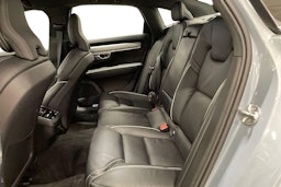 harmaa Volvo S90 2023 kuva 10.