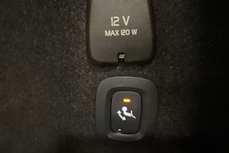 harmaa Volvo S90 2023 kuva 37.