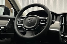 musta Volvo S90 2024 kuva 21.