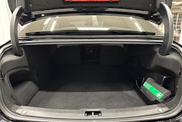 musta Volvo S90 2024 kuva 14.