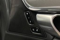 musta Volvo S90 2024 kuva 20.