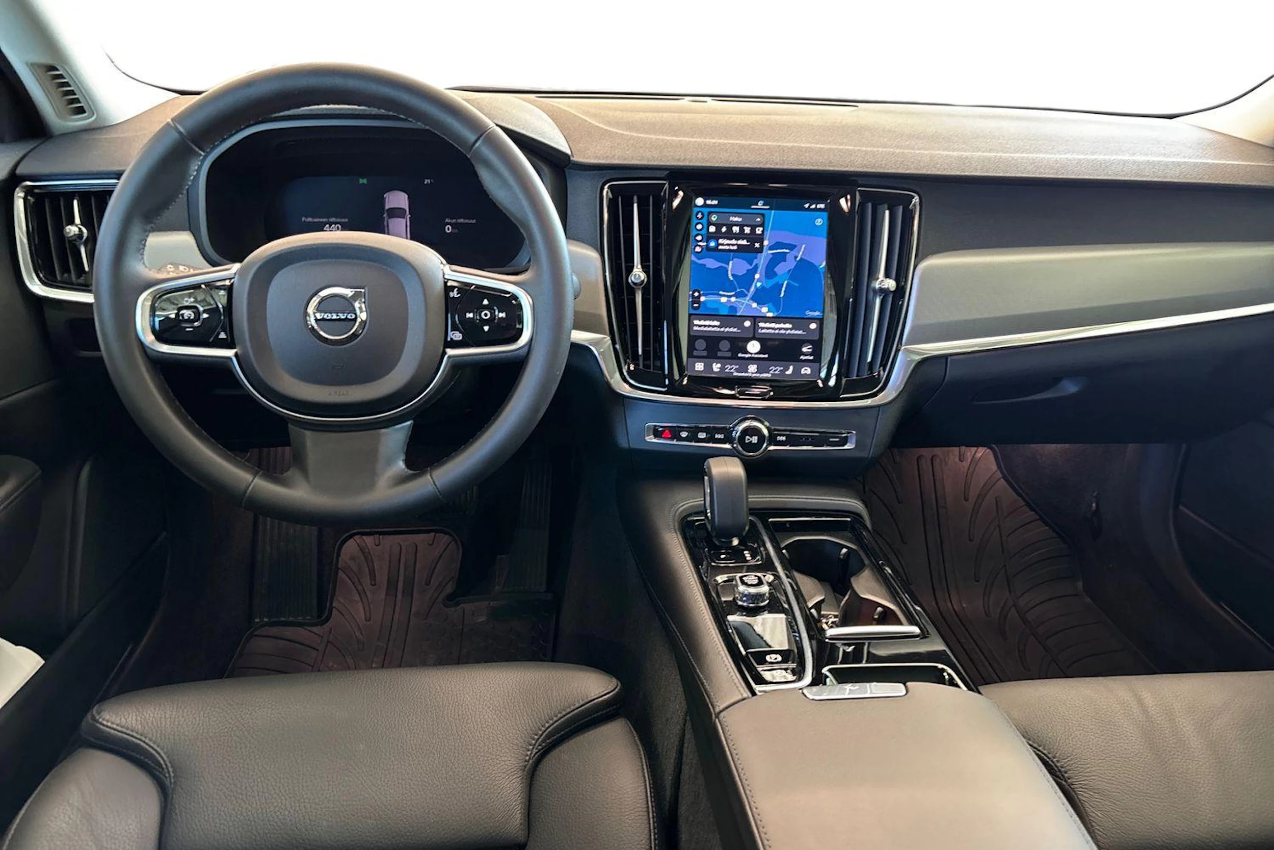 musta Volvo S90 2024 kuva 7.