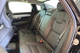 musta Volvo S90 2024 kuva 8.