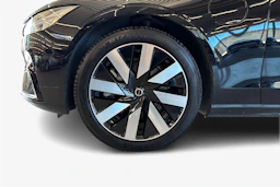 musta Volvo S90 2024 kuva 9.