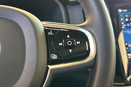 musta Volvo S90 2024 kuva 12.
