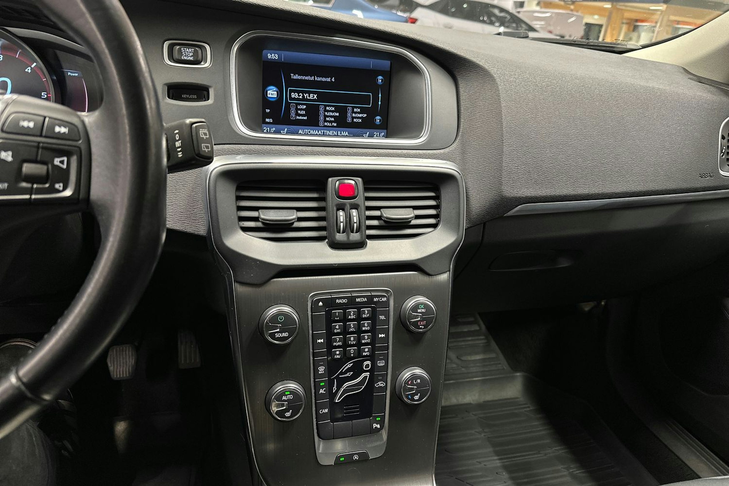 sininen Volvo V40 2012 kuva 21.
