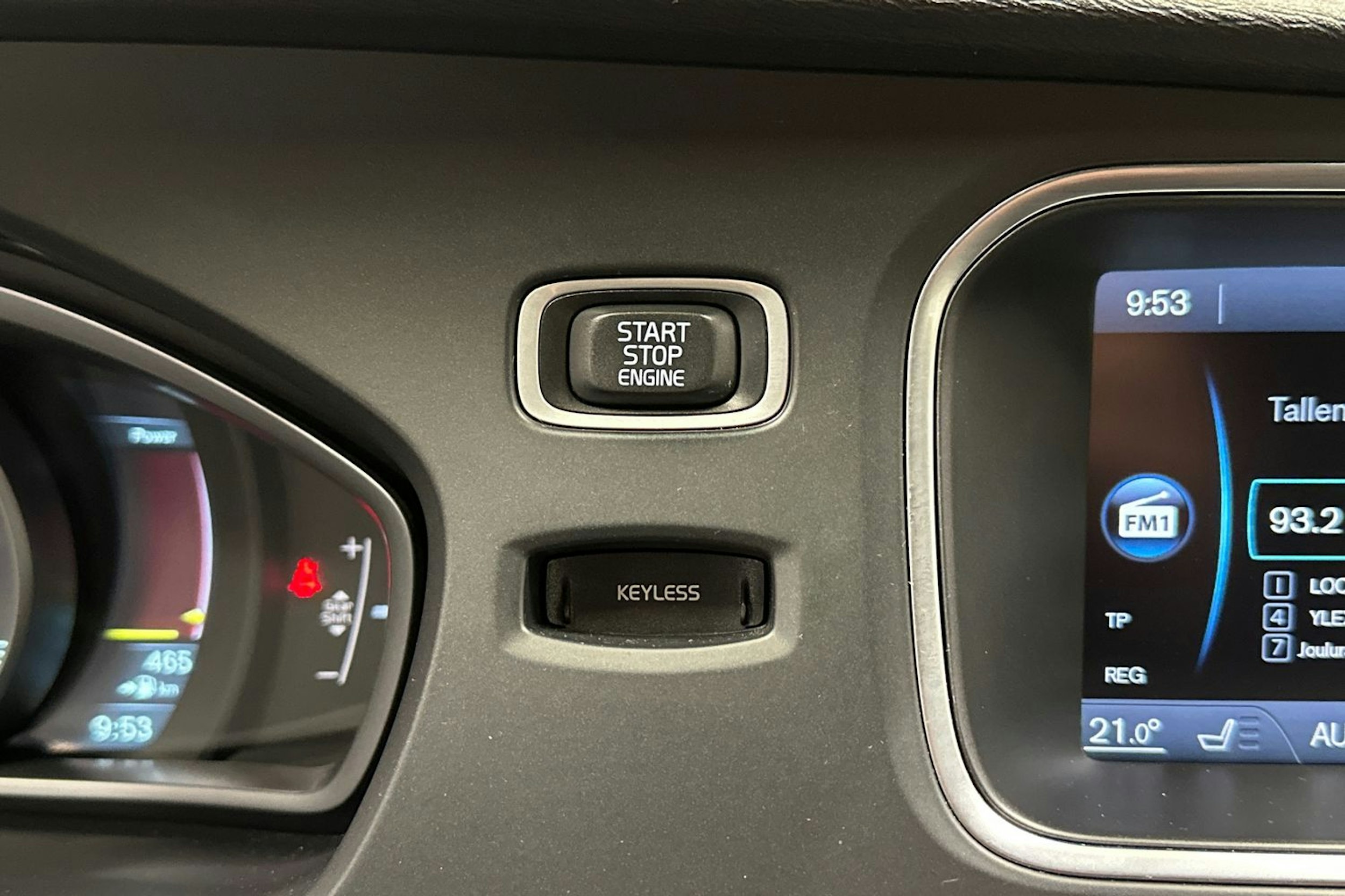 sininen Volvo V40 2012 kuva 22.