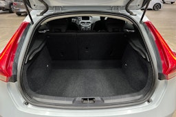 sininen Volvo V40 2012 kuva 28.