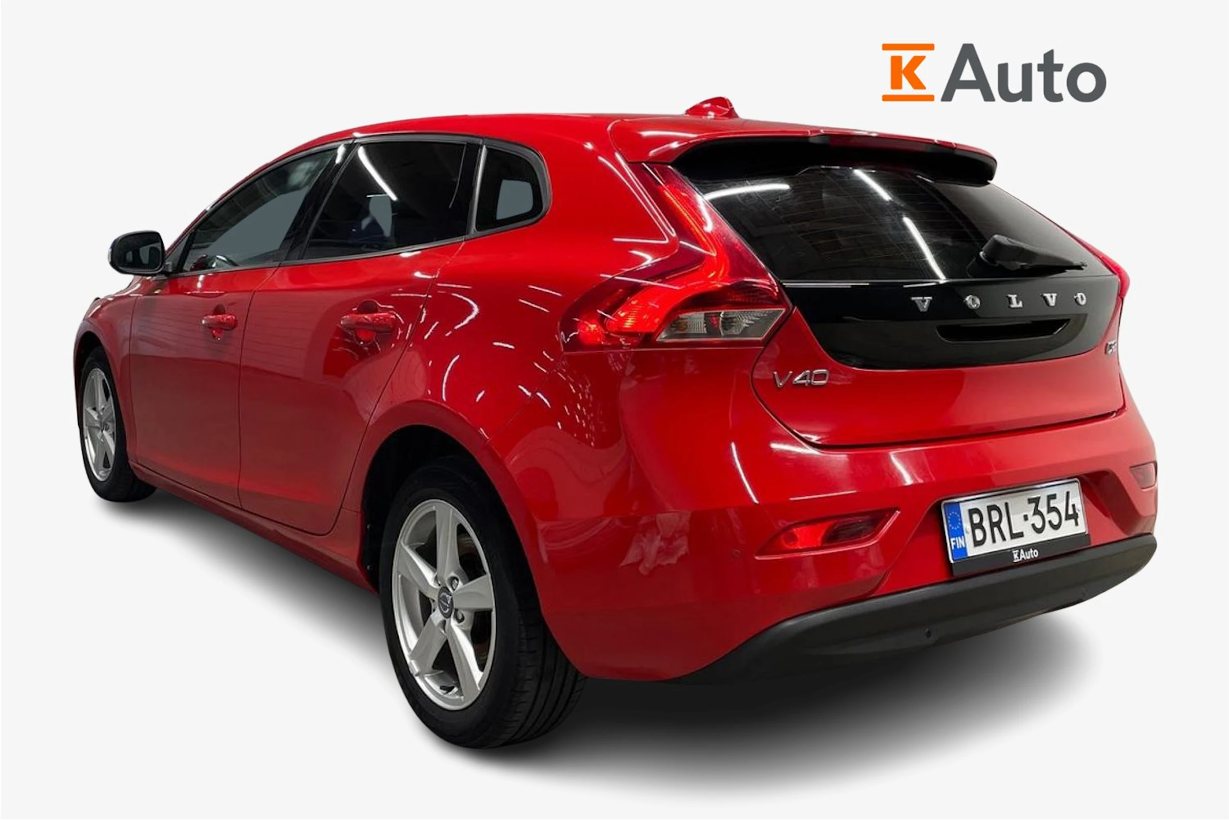 punainen Volvo V40 2013 kuva 2.