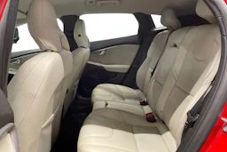 punainen Volvo V40 2013 kuva 8.