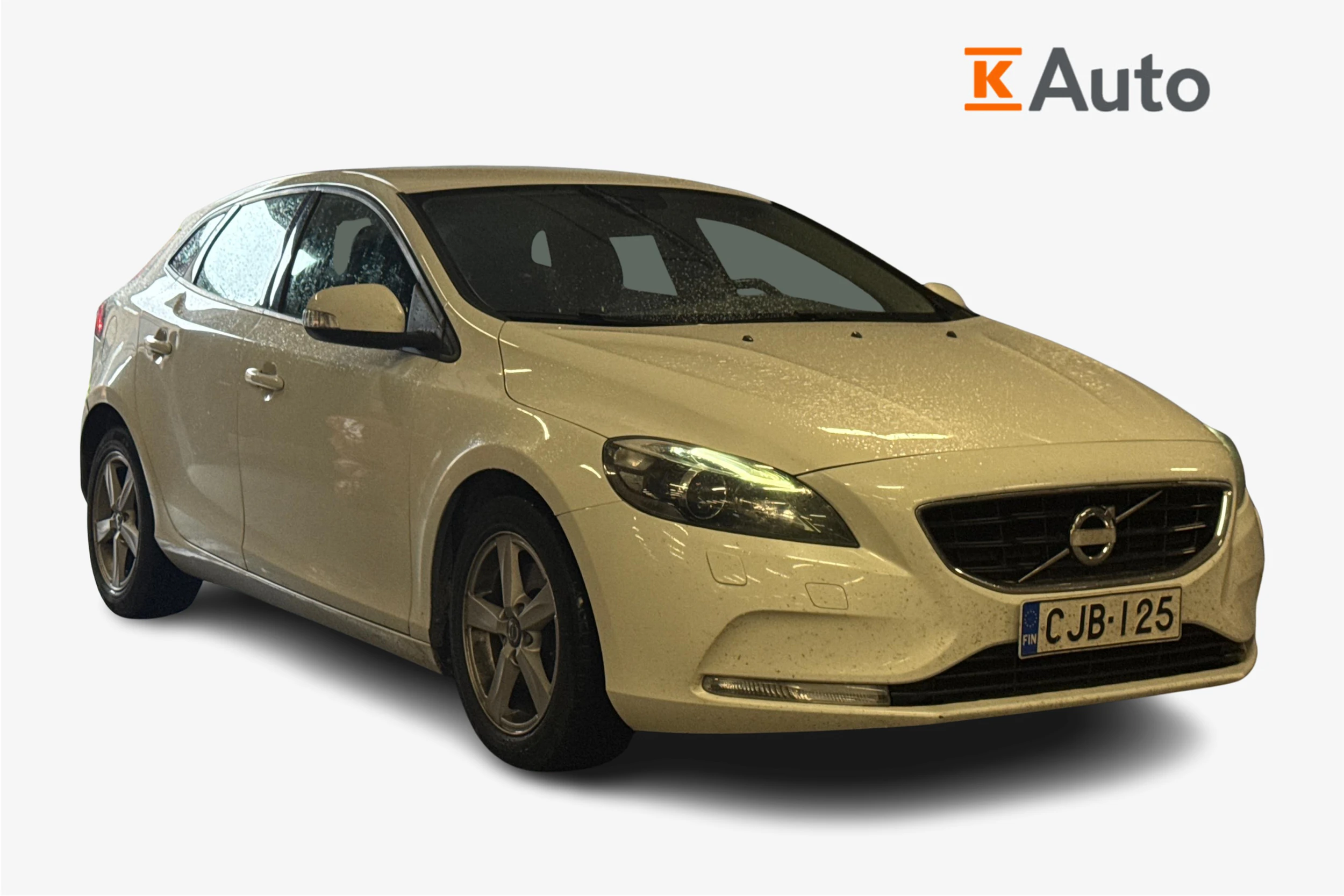 valkoinen Volvo V40 2013 kuva 1.