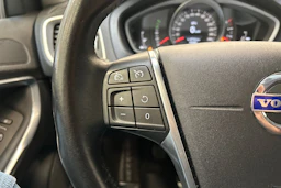 valkoinen Volvo V40 2013 kuva 12.